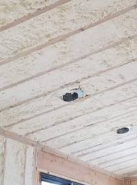 spray foam insulation in the ceiling