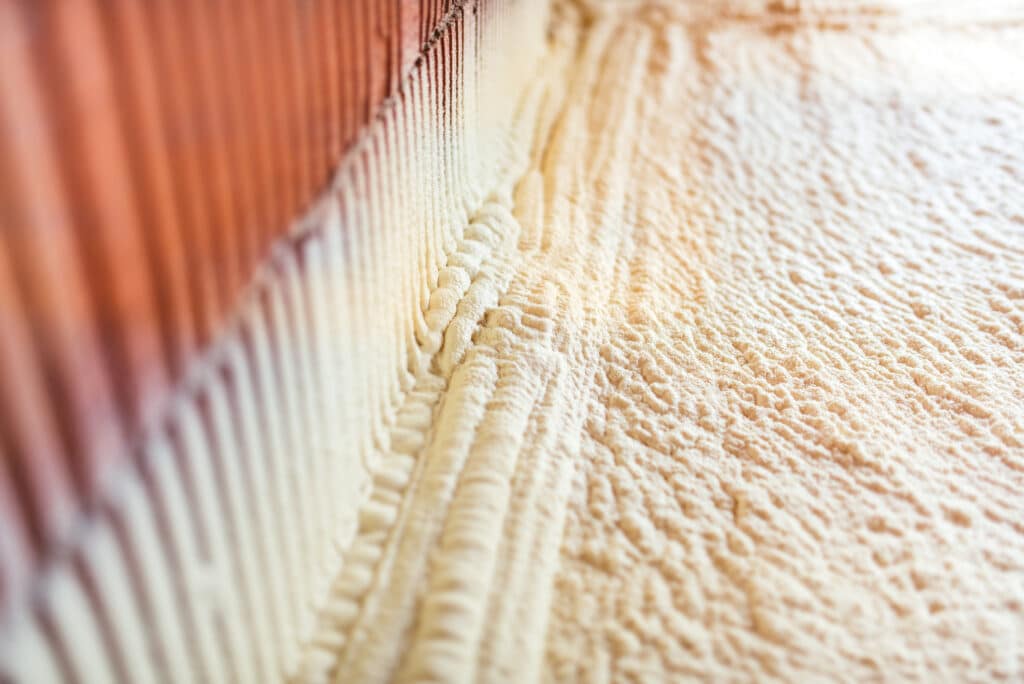 Closed cell spray foam insulation