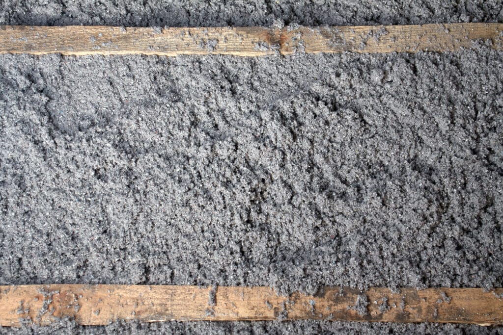 Cellulose insulation made from recycled paper